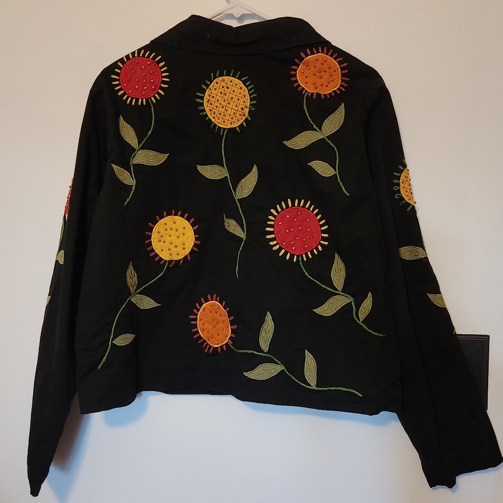 Coldwater Creek Black Floral Embroidered Button Down Jacket Size L - Picture 4 of 4
